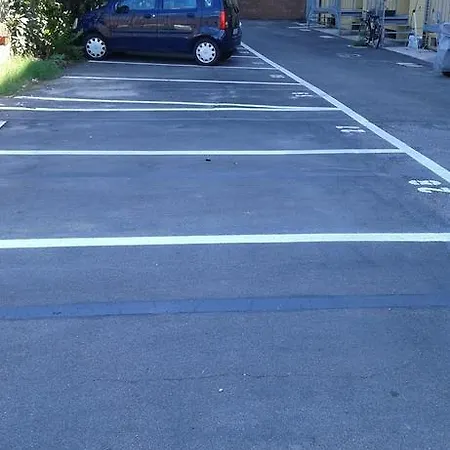 Central With Parking Space Διαμέρισμα Μπολόνια